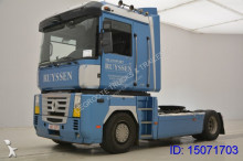 Renault Magnum 460 tractor unit