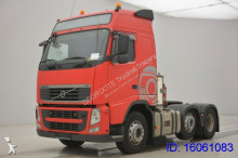 tracteur Volvo FH13