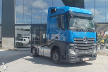 Mercedes Actros 1842 tractor unit