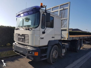 MAN 19.414 tractor unit