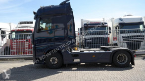 Mercedes Actros