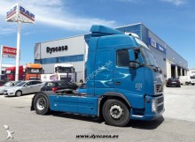cap tractor Volvo