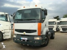Renault tractor unit