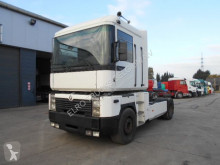 trattore Renault
