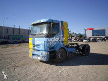 Renault 420 DCI tractor unit