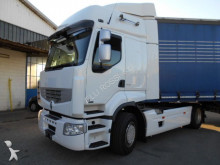 cap tractor Renault