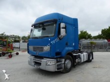 cap tractor Renault