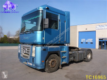 Renault Magnum 440 tractor unit