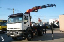Renault Kerax 420 tractor unit