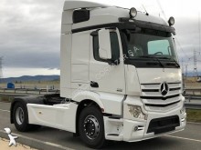 Mercedes tractor unit