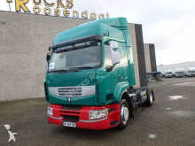 Renault Premium 440 tractor unit