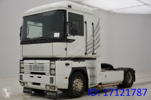 Renault tractor unit