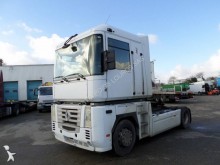 Renault tractor unit