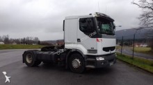 Renault tractor unit