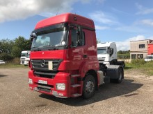 Mercedes Axor 1840 tractor unit