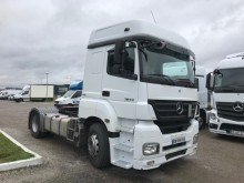 Mercedes tractor unit