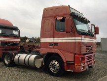 Volvo FH12 420 tractor unit