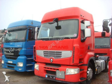 Renault Premium 450