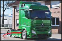 Mercedes exceptional transport tractor unit