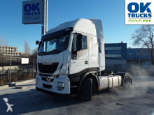 cap tractor Iveco