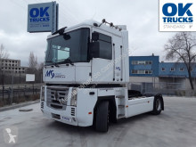 Renault tractor unit