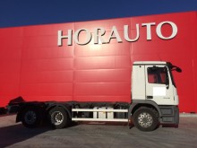 Mercedes tractor unit