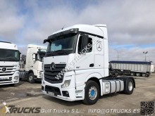 cap tractor Mercedes