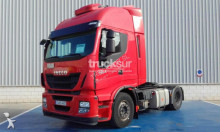 Iveco AS440S46T/P tractor unit