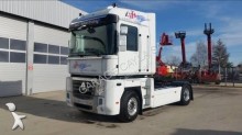 Renault tractor unit