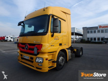 Mercedes tractor unit