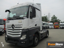 Mercedes tractor unit