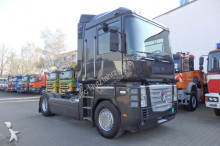 Renault tractor unit
