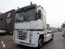 Renault Magnum 460 tractor unit