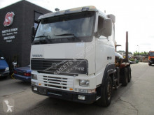 tracteur Volvo FH12