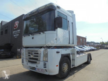 Renault Magnum 440 tractor unit
