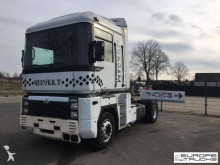 Renault Magnum 440 tractor unit