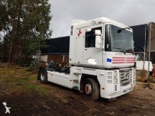 Renault tractor unit