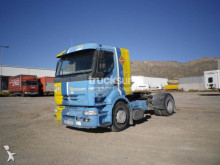 Renault 420 DCI tractor unit