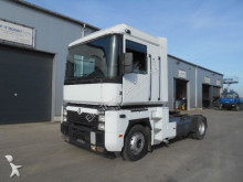 Renault Magnum AE 440 tractor unit