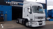 Renault Premium 460 EEV tractor unit