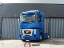 tractor Renault AE 440