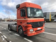 tracteur Mercedes Actros 1836