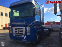 cap tractor Renault