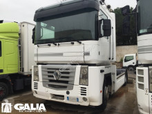 Renault tractor unit