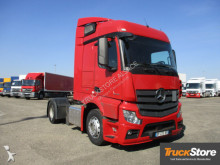 Mercedes tractor unit