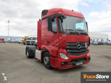 Mercedes tractor unit