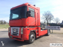 Renault Magnum 440 tractor unit