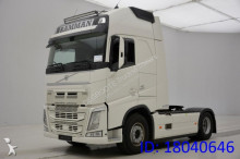 Volvo FH13 tractor unit