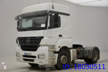 Mercedes Axor tractor unit
