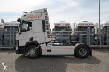 Renault tractor unit